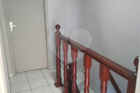 Sobrado à venda com 3 suítes em Vila Marari, São Paulo, SP