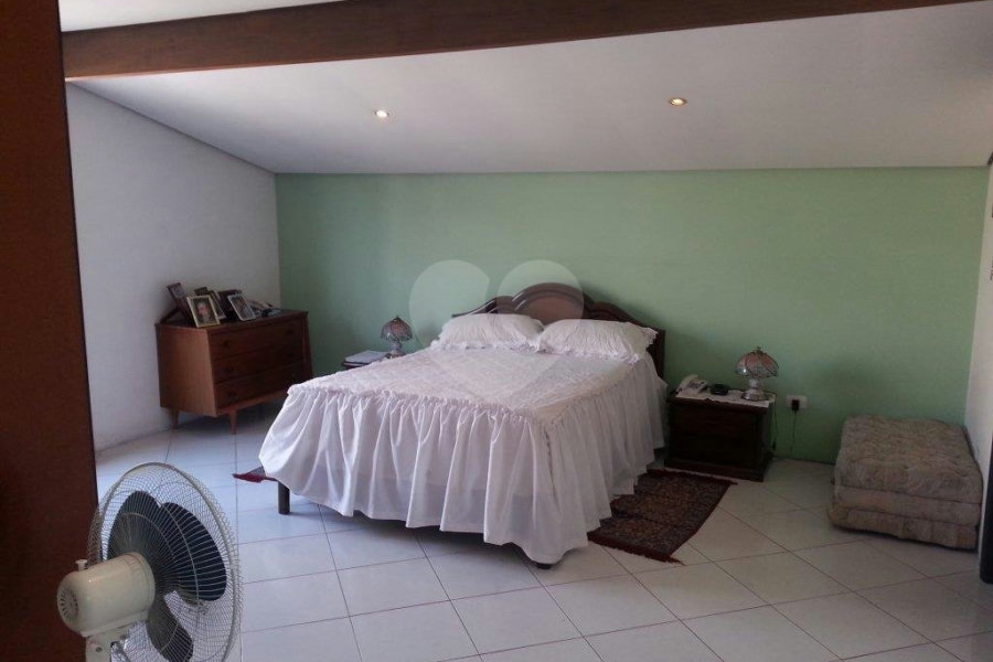 Sobrado à venda ou para alugar com 4 quartos, sendo 1 suíte, em Parada Inglesa, São Paulo, SP