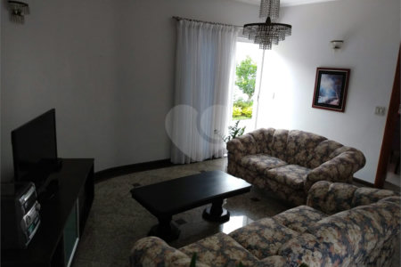 Sobrado à venda com 3 quartos, sendo 1 suíte,  em Jardim Franca, São Paulo, SP