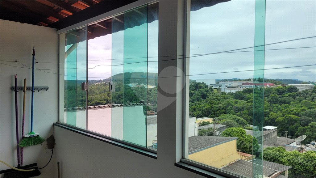 Casa à venda com 6 quartos, sendo 2 suítes, em Laranjeiras, Caieiras, SP