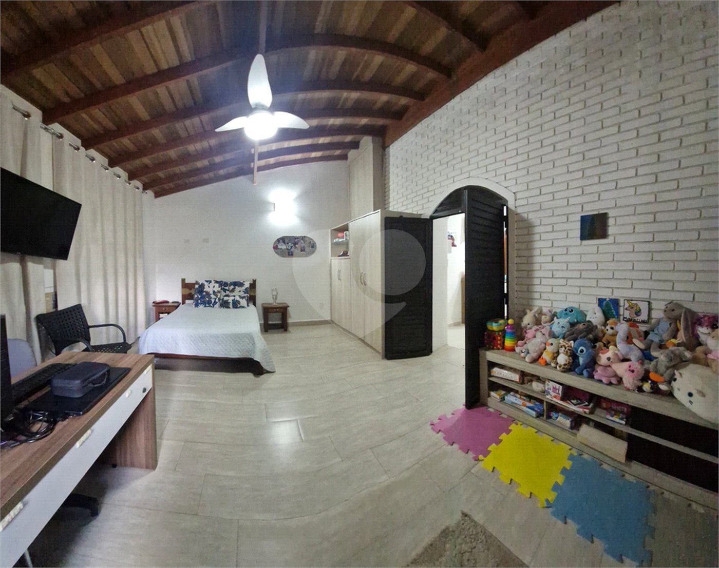 Casa à venda com 5 suítes no condomínio São Joaquim, Vinhedo - SP