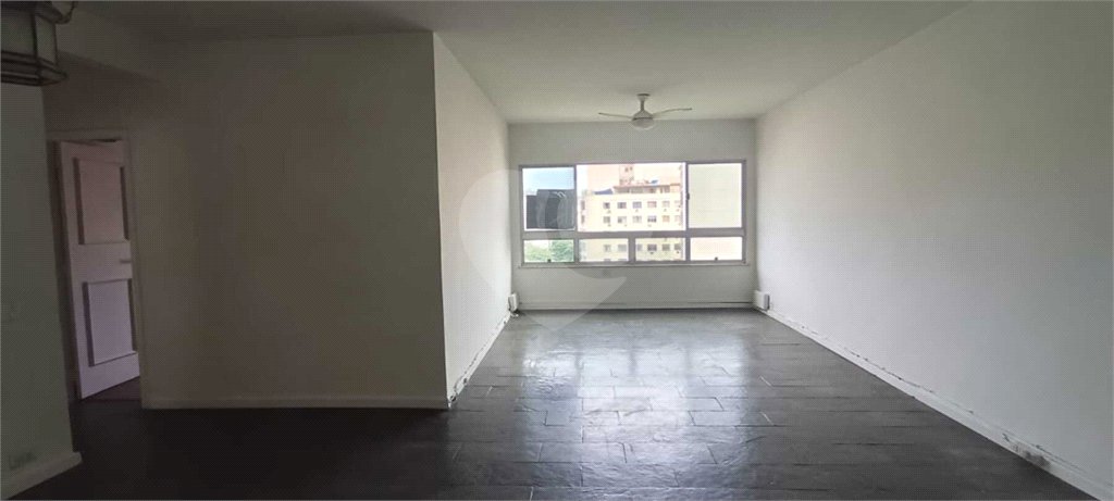 Apartamento à venda com 3 quartos, sendo 1 suíte, em Copacabana, Rio de Janeiro, RJ