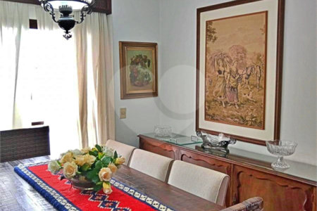 Apartamento à venda com 4 quartos, sendo 3 suítes, em Indianópolis, São Paulo, SP