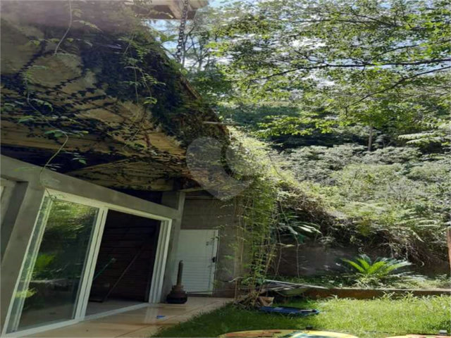 Casa à venda com 3 suítes em Serra da Cantareira, Mairiporã, SP
