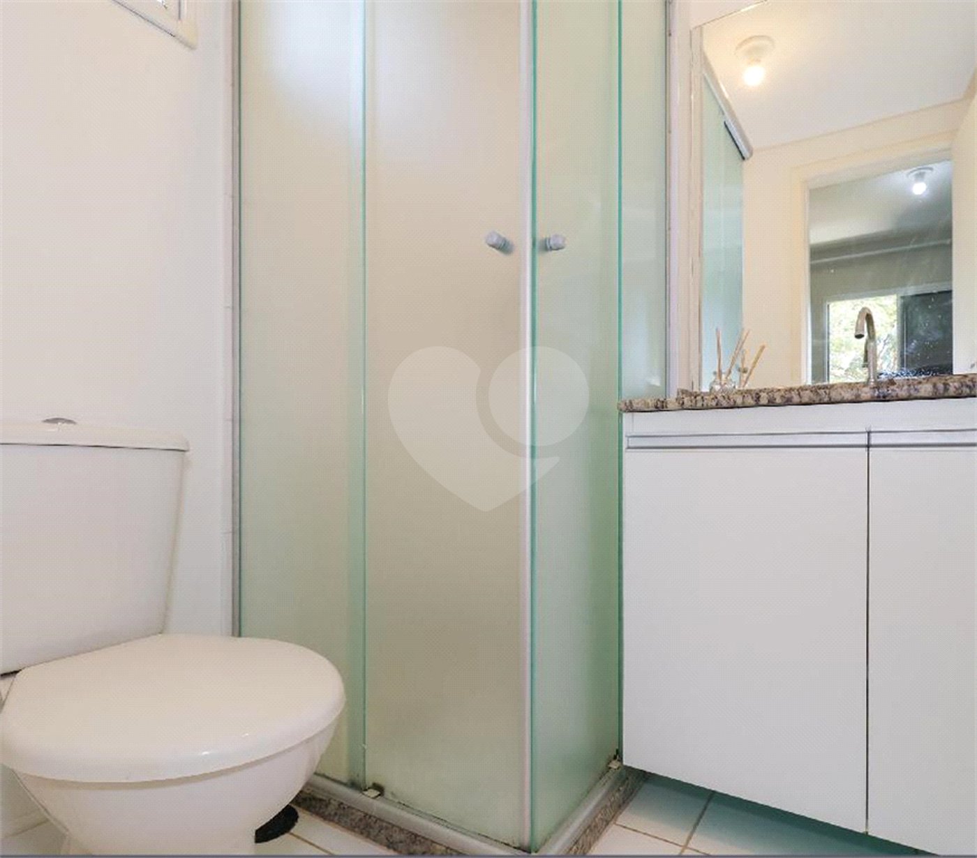 Apartamento à venda com 3 quartos, sendo 1 suíte, em Parque Reboucas, São Paulo, SP