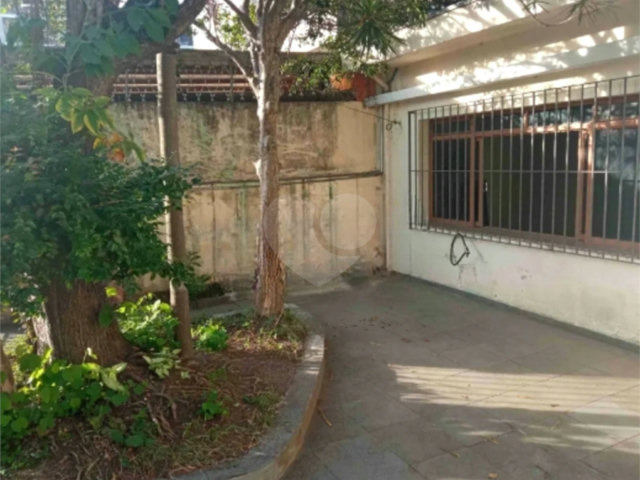 Casa Térrea à venda com 2 quartos em Vila Romero, São Paulo, SP
