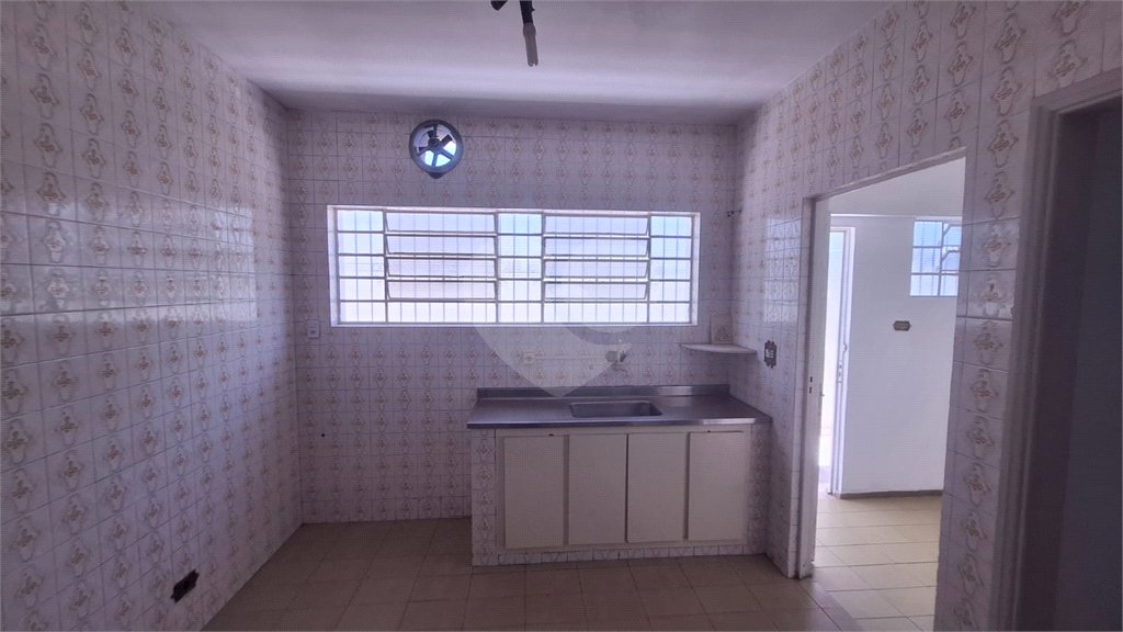 Casa à venda com 5 quartos, sendo 2 suítes,  em Vila Barão, Sorocaba, SP