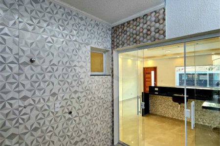Casa à venda com 2 quartos, sendo 1 suíte, em Jardim Cambuci, Mogi das Cruzes, SP