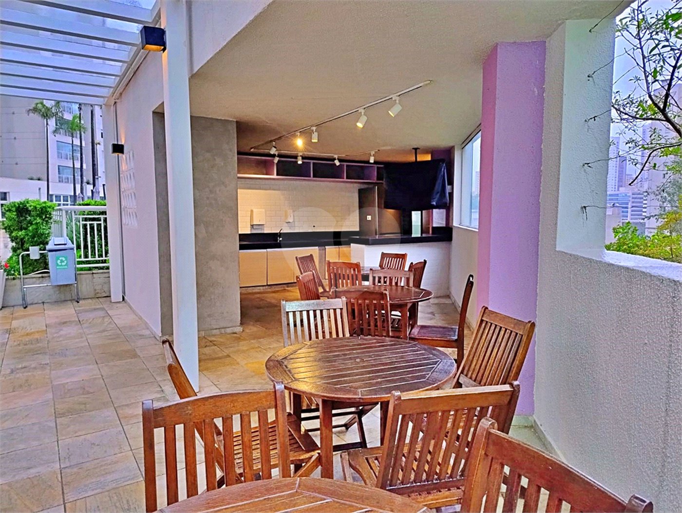 Apartamento à venda com 3 quartos, sendo 2 suítes, em Vila Andrade, São Paulo, SP