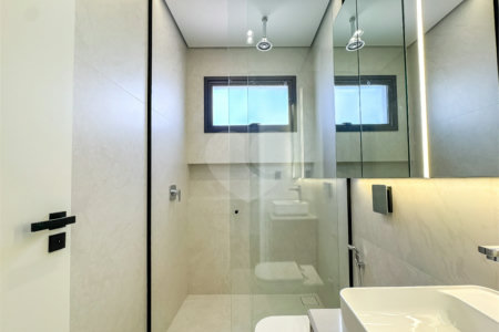Casa à venda com 3 suítes no condomínio Villa dos Pinheiros, Indaiatuba - SP