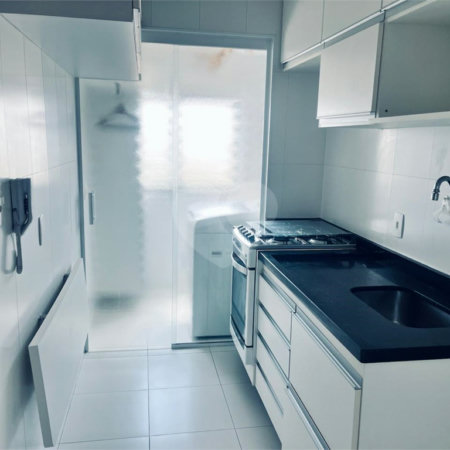 Apartamento à venda com 2 quartos em Parque Maria Domitila, São Paulo, SP