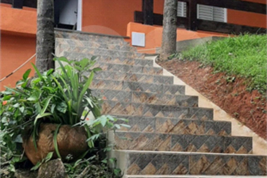 Casa à venda com 2 quartos em Caceia, Mairiporã, SP