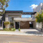 Casa à venda com 3 quartos, sendo 1 suíte, no condomínio Reserva do Vale, Caçapava - SP