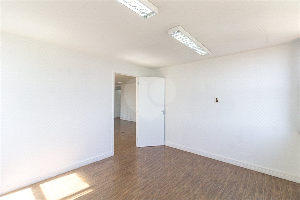Sala à venda em Bela Vista, São Paulo, SP