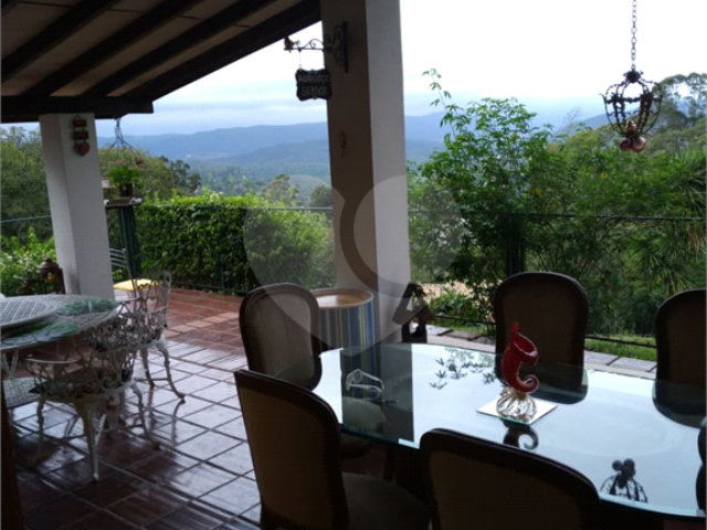 Casa à venda com 3 quartos, sendo 1 suíte,  em Serra da Cantareira, Mairiporã, SP