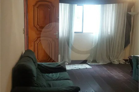 Sobrado à venda com 3 quartos, sendo 1 suíte, em Parque Vitória, São Paulo, SP