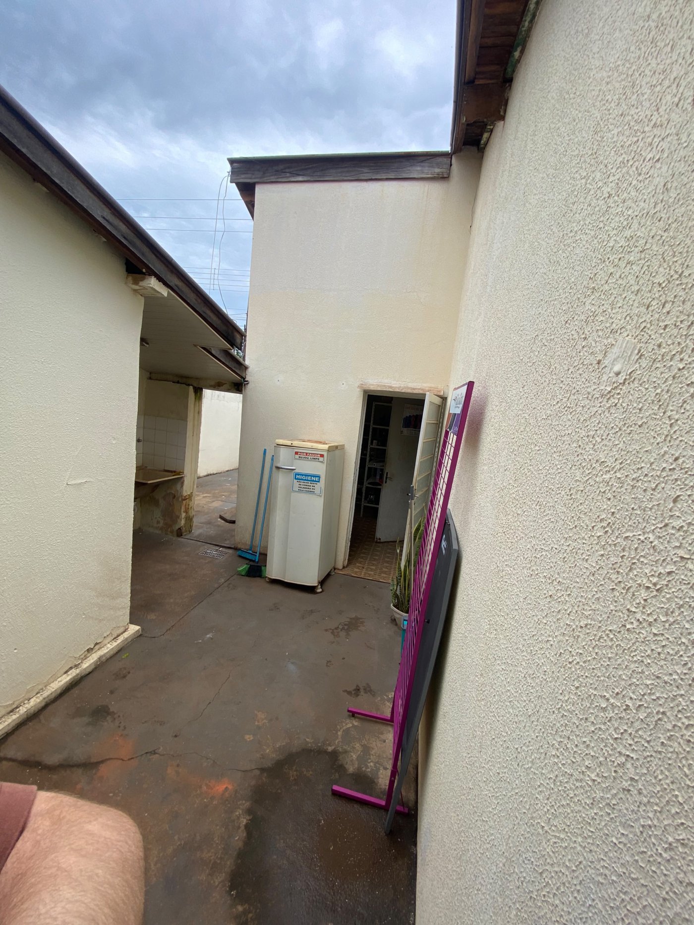 Kitnet para alugar com 1 quarto no Centro, Três Lagoas, MS