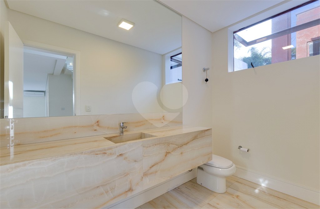 Casa à venda com 4 suítes no condomínio Porto Fino, São Paulo - SP