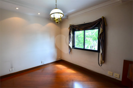 Apartamento à venda com 4 quartos, sendo 2 suítes, em Vila Monumento, São Paulo, SP