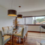 Casa à venda com 4 quartos, sendo 2 suítes, no condomínio Vila Antonieta, São Paulo - SP