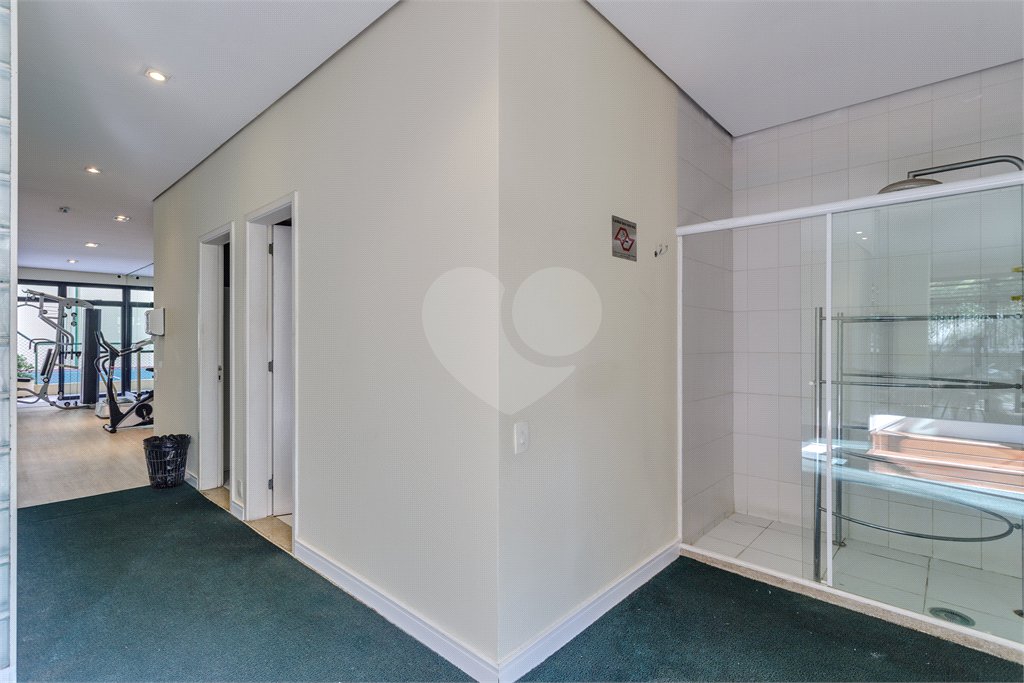 Apartamento à venda com 3 quartos, sendo 1 suíte, em Morumbi, São Paulo, SP