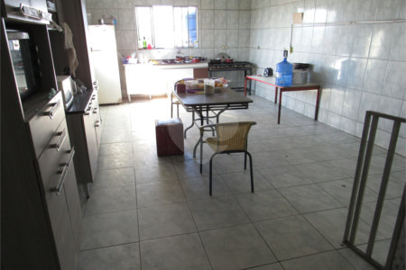 Casa à venda com 2 quartos, sendo 1 suíte, em Cidade Edson, Suzano, SP