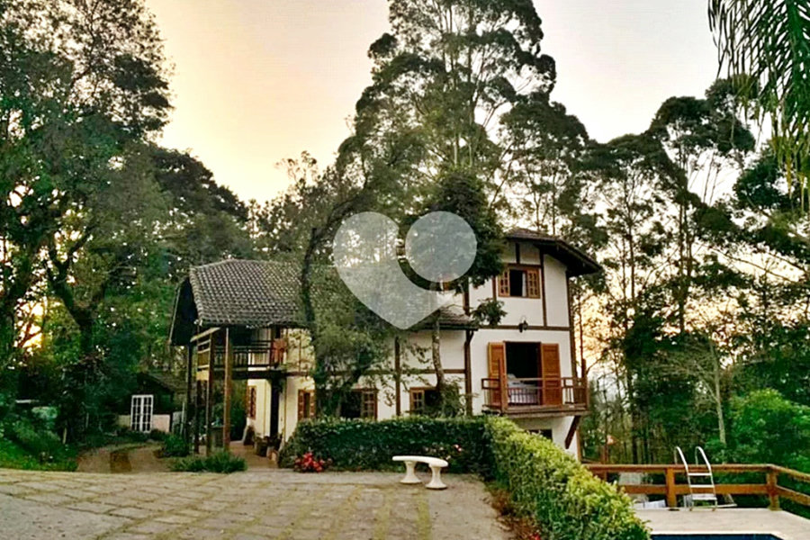 Casa à venda com 7 suítes em Serra da Cantareira, Mairiporã, SP