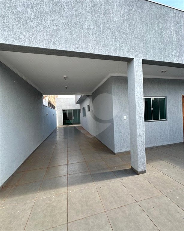 Casa à venda com 3 quartos, sendo 2 suítes, em Residencial Ponta Porã I, Ponta Porã, MS