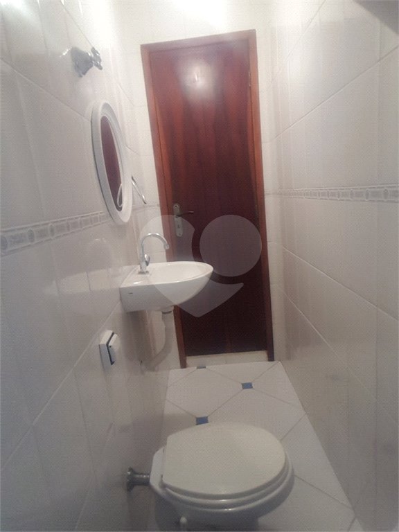 Sobrado à venda com 3 quartos, sendo 1 suíte, em Jardim Caravelas, São Paulo, SP