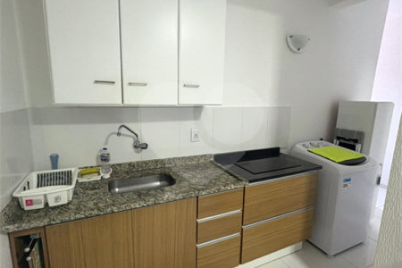 Flat à venda com 1 quarto no Centro, Mogi das Cruzes, SP