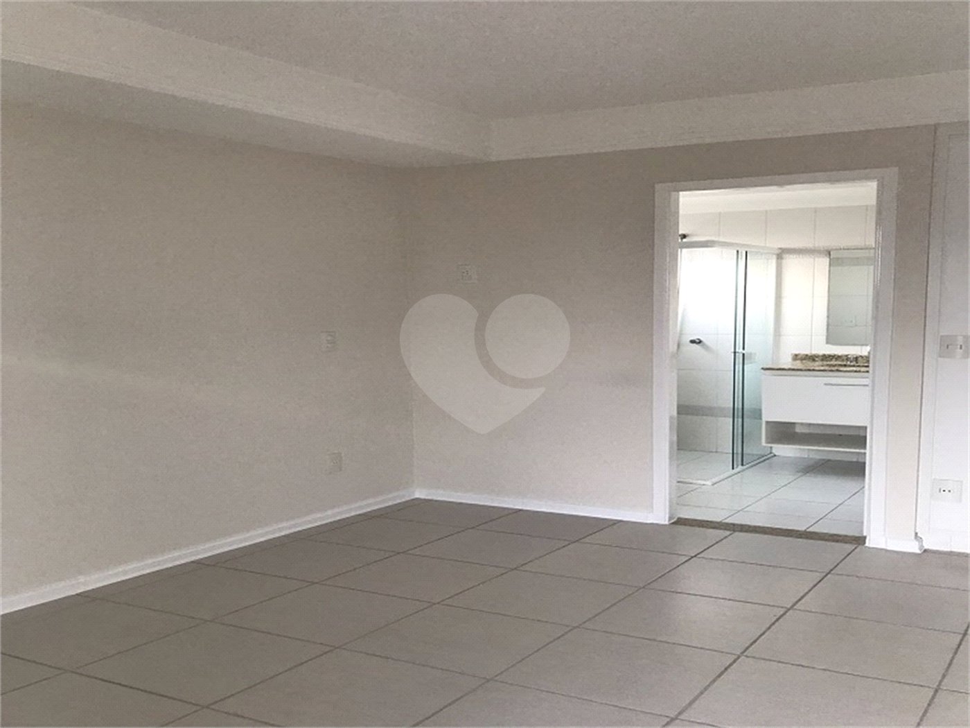 Apartamento à venda com 3 quartos, sendo 1 suíte, em Parque Campolim, Sorocaba, SP