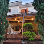 Casa para locação no Jardim Paulista – um refúgio com vista deslumbrante em Atibaia