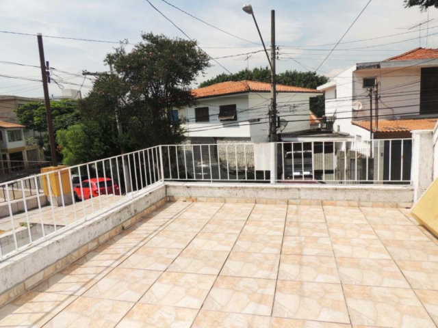 Sobrado à venda com 3 quartos, sendo 1 suíte,  em Jabaquara, São Paulo, SP