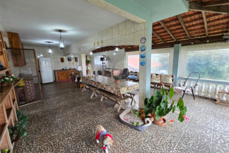 Sítio à venda com 6 quartos, sendo 5 suítes, em Área Rural de Itapetininga, Itapetininga, SP