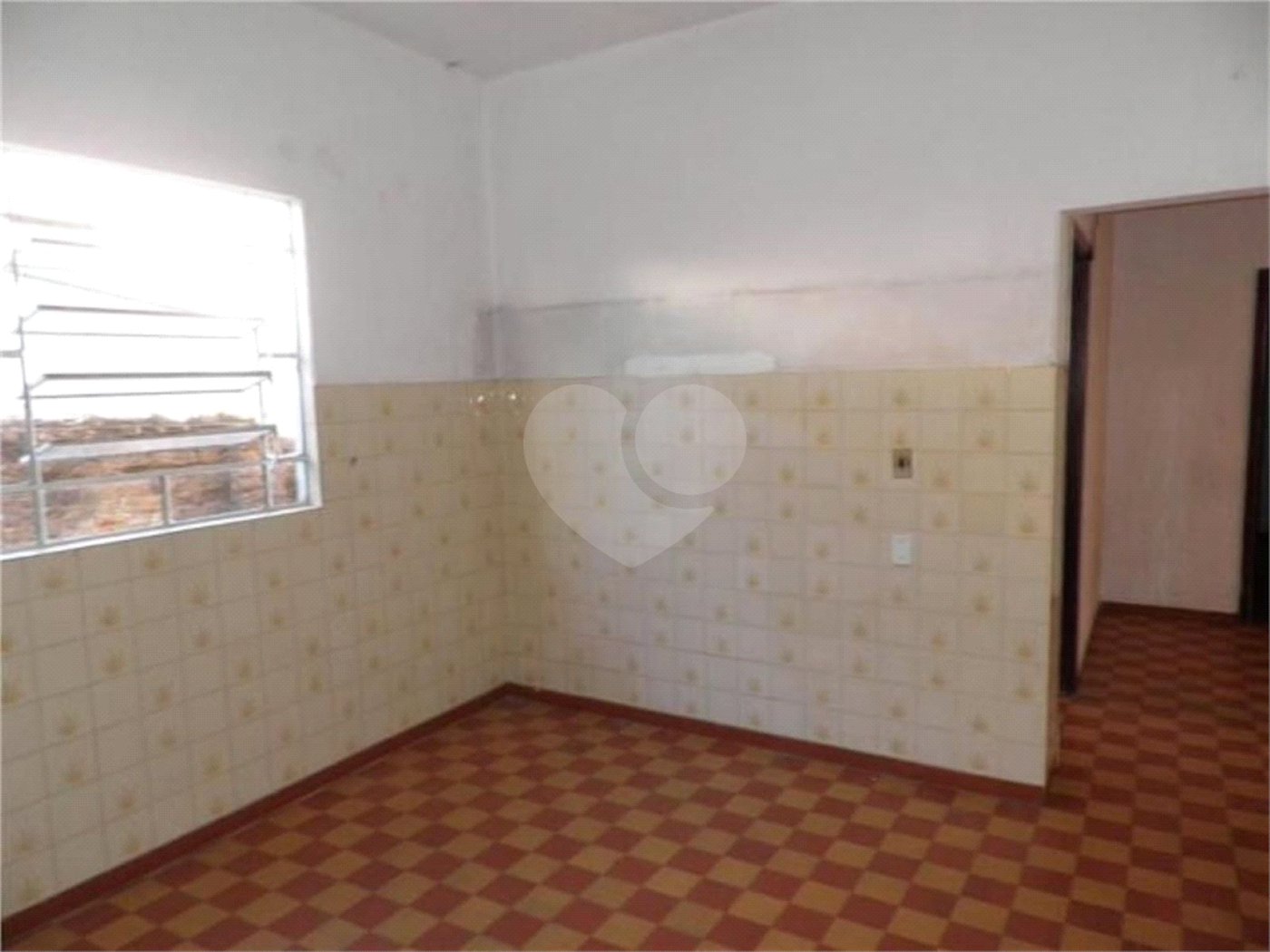 Casa à venda com 2 quartos no Centro, Vinhedo, SP