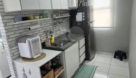 Apartamento à venda com 2 quartos em Parque Ipê, São Paulo, SP