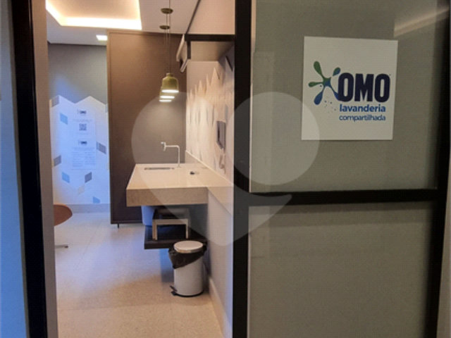 Apartamento à venda com 2 quartos, sendo 1 suíte,  em Moema, São Paulo, SP