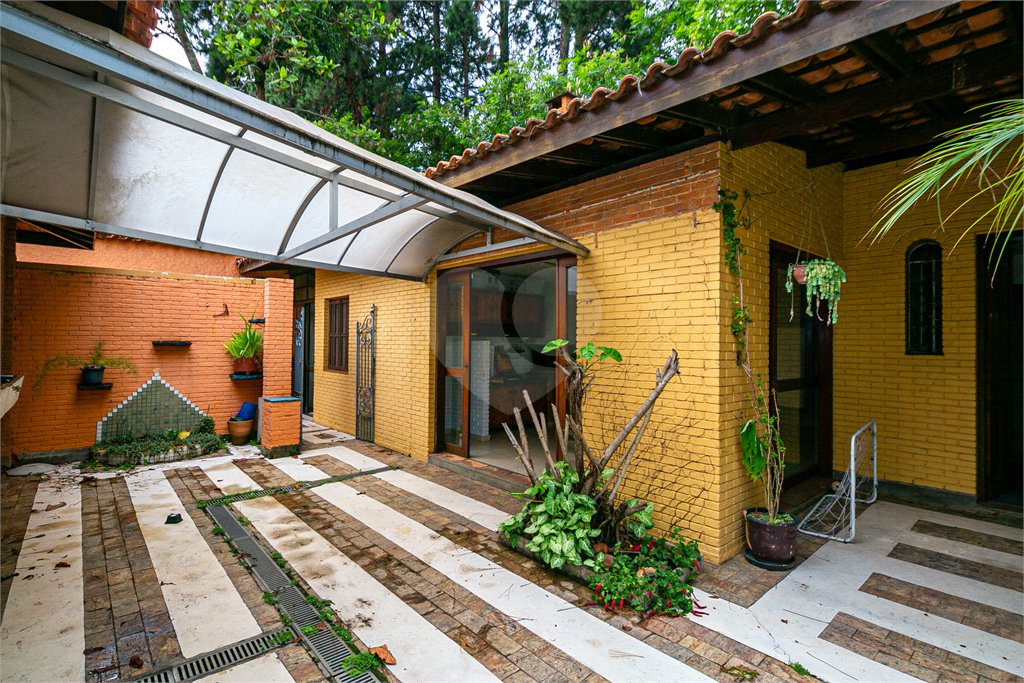 Casa à venda com 4 quartos, sendo 1 suíte, em Jardim Marajoara, São Paulo, SP