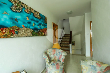 Casa à venda com 4 quartos, sendo 1 suíte, em Jardim Franca, São Paulo, SP