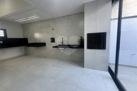 Casa à venda com 3 quartos, sendo 1 suíte, no condomínio Residencial Villagio Wanel, Sorocaba - SP