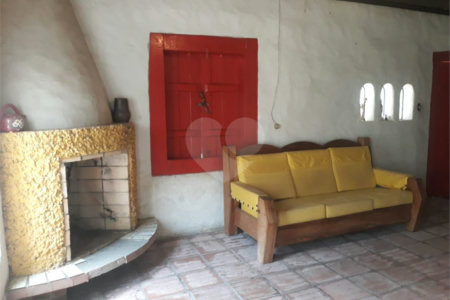 Chácara à venda com 4 quartos em Vila Santa Rita, São Roque, SP