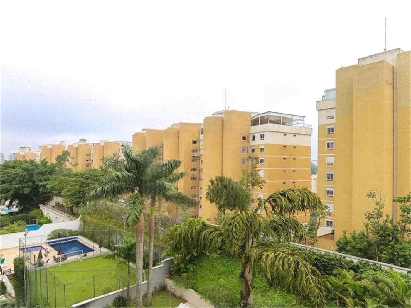 Apartamento à venda com 3 suítes em Jardim Vitória Régia, São Paulo, SP
