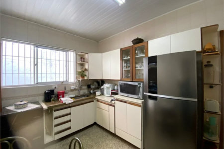 Sobrado à venda com 3 quartos, sendo 1 suíte, em Vila Ipojuca, São Paulo, SP