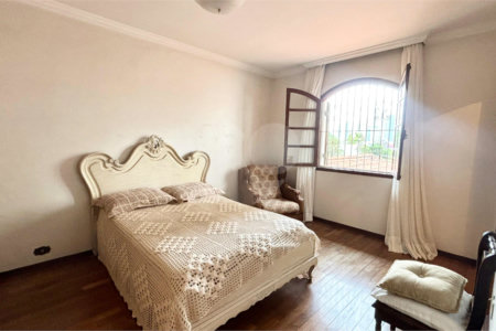 Casa à venda com 5 quartos, sendo 2 suítes, em Vila Formosa, São Paulo, SP