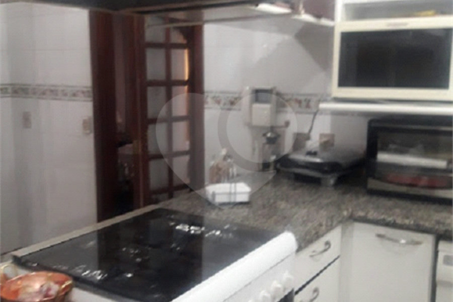 Sobrado à venda com 3 quartos, sendo 1 suíte, em Jardim França, São Paulo, SP