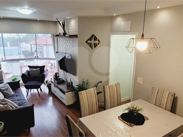 Apartamento à venda com 3 quartos, sendo 1 suíte,  em Vila Isa, São Paulo, SP