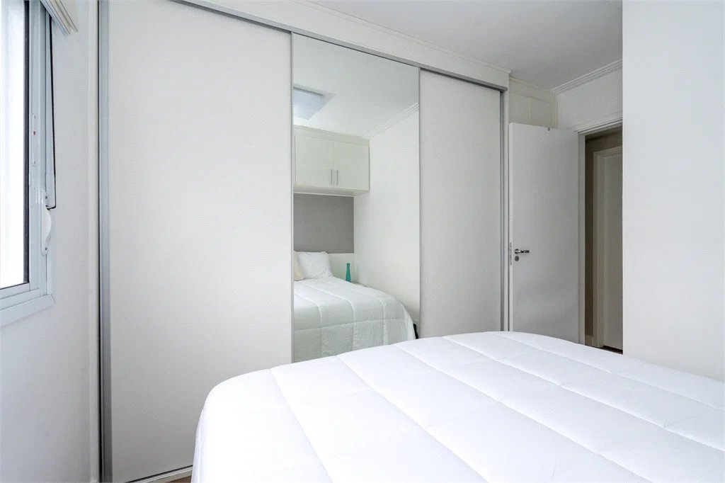 Apartamento à venda com 3 quartos, sendo 1 suíte, em Jardim Parque Morumbi, São Paulo, SP