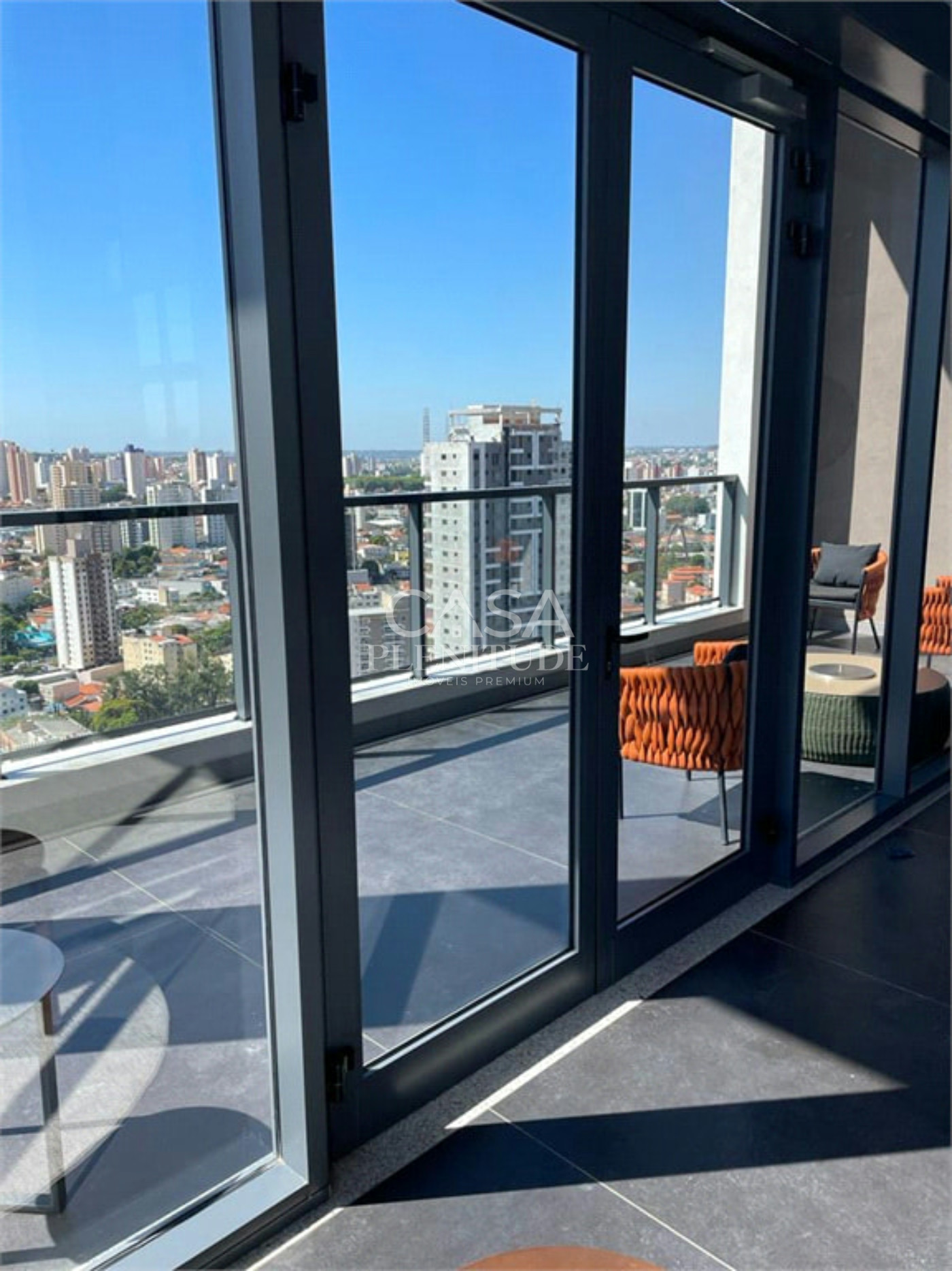 Apartamento à venda com 3 suítes em Jardim Faculdade, Sorocaba, SP