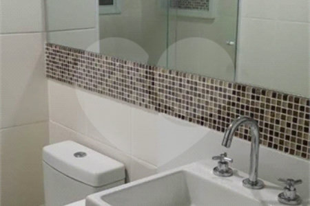 Apartamento à venda com 3 quartos, sendo 1 suíte,  em Parque Santana, Mogi das Cruzes, SP