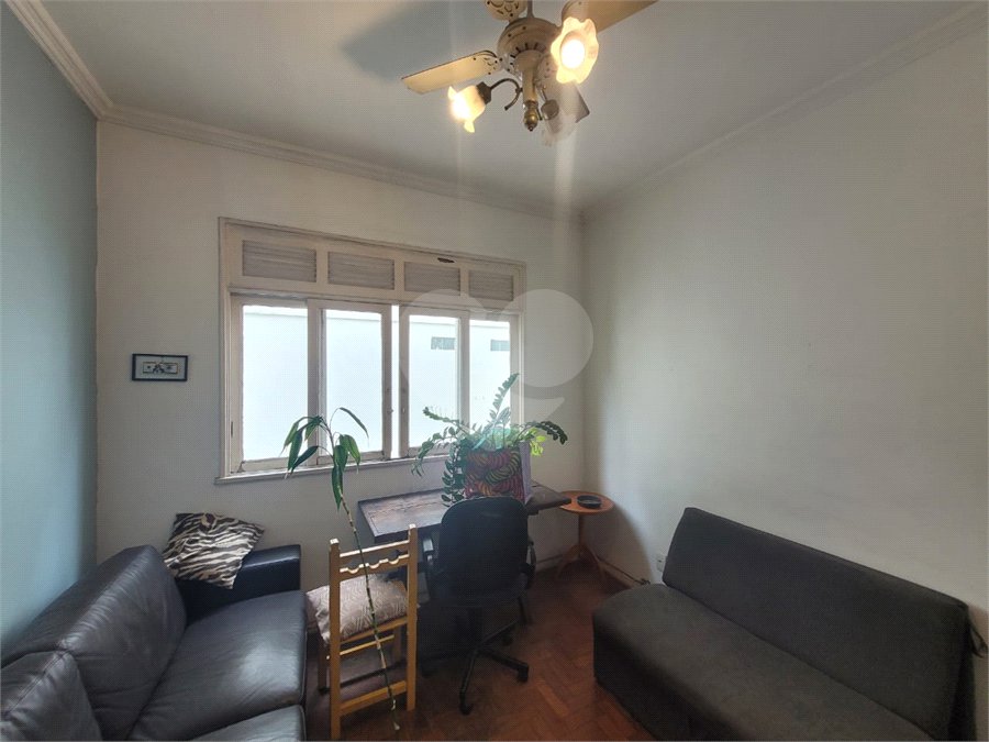 Apartamento à venda com 2 quartos, sendo 1 suíte, em Laranjeiras, Rio de Janeiro, RJ